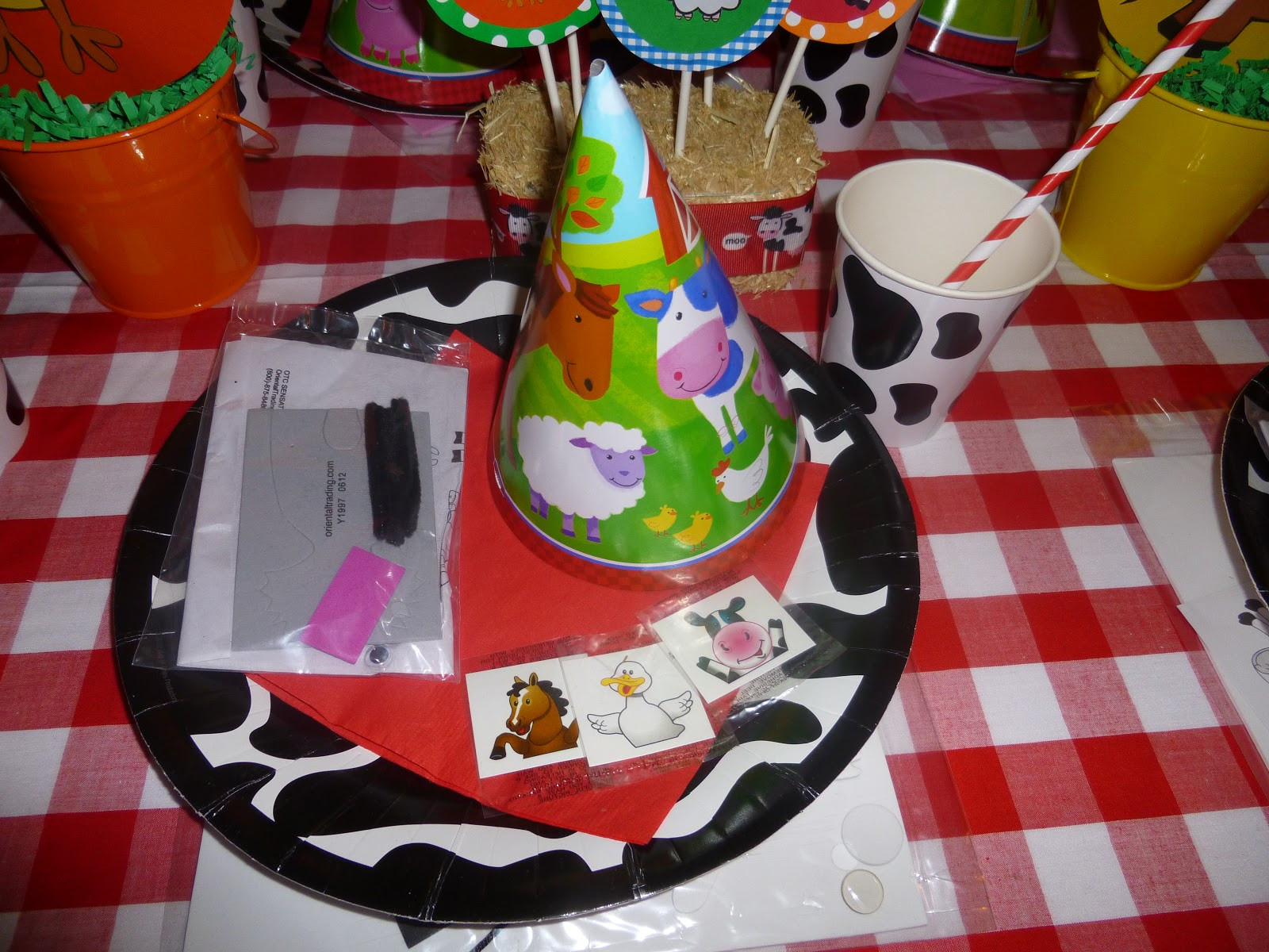 Farm Animals Birthday Party Cake