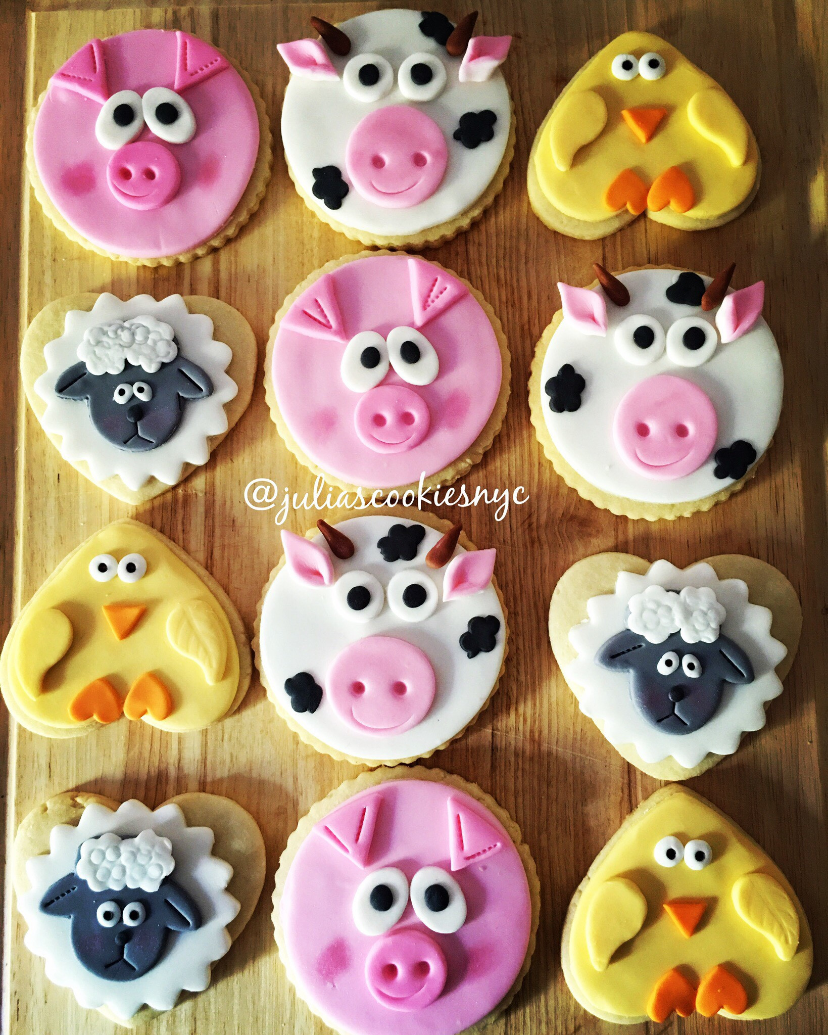 Farm Animals Cake Ideas